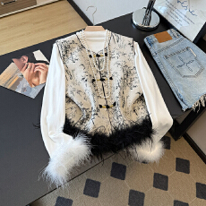 批发实拍新中式植绒夹棉保暖马夹驼鸟毛打底国风套装女秋冬