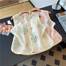 批发实拍新中式珠管绣马夹复古百搭年轻款坎肩女夏