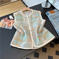 批发实拍新中式高级感重工刺绣马夹坎肩女夏