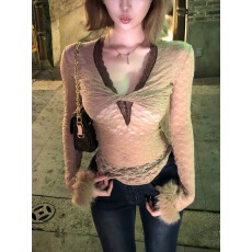 批发纯欲辣妹风蕾丝拼接长袖<b class='q'>针织衫</b>女秋冬新款假两件毛毛袖口性感上衣