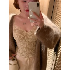 批发酒心微胖定制 勾人心弦 秋冬法式<b class='q'>蕾丝</b>性感纯欲吊带背心自带胸垫女