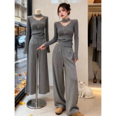 批发灰色半高领针织内搭打底<b class='q'>衫</b>女秋冬设计感<b class='q'>镂空</b>可外穿修身气质上衣服