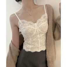 批发性感蕾丝吊带背心女士内搭美背带胸垫<b class='q'>内衣</b>2025新款保暖无袖上衣女