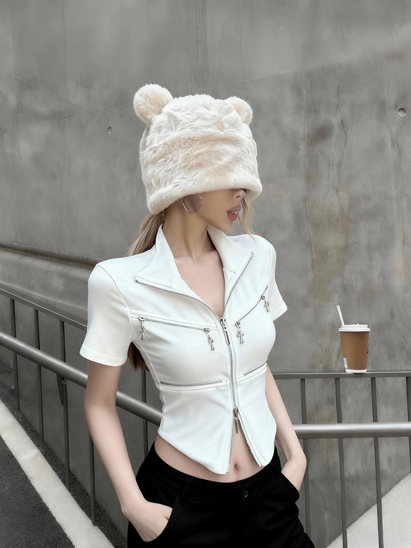 불규칙 더블 지퍼 긍정적 인 어깨 반팔 티셔츠 여성 여름 아메리칸 핫걸 쇼트 스타일 맨위 디자인 센스 작은 대중 반소매