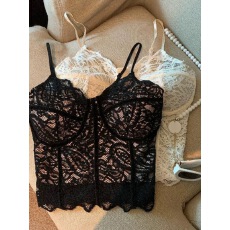 批发<b class='q'>蕾丝</b>吊带背心女秋冬带胸垫鱼骨胸衣美背性感皮草内搭<b class='q'>文胸</b>一体上衣