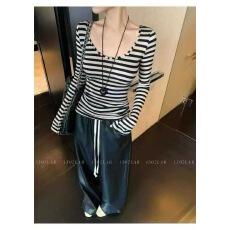 批发设计感喇叭袖条纹V领长袖<b class='q'>t</b><b class='q'>恤</b>上衣女夏季新款收腰显瘦内搭打底衫女