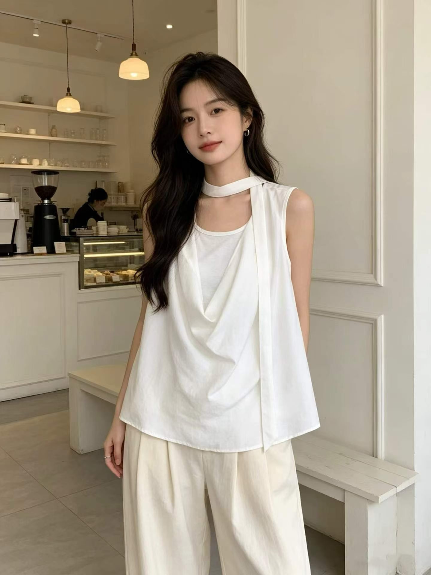 디자인 센스 리본 흔들다 칼라 페이크 레이어드 민소매 조끼 여성 여름 느긋한 바람 품격 다용도 작은 대중 맨위 작은 셔츠