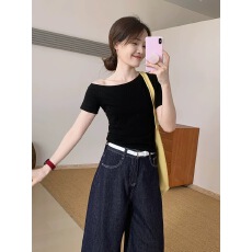 批发话里<b class='q'>甜美</b>气质出街斜肩短袖2026夏季新款修身百搭减龄显瘦上衣T恤