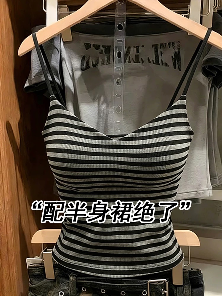 인기 핫걸 스트라이프 캐미솔 여름 몸매 가꾸기 아름다움 멜빵 가슴 패드 외출용 정장 인사이드 가져 가라. 기본 셔츠 맨위