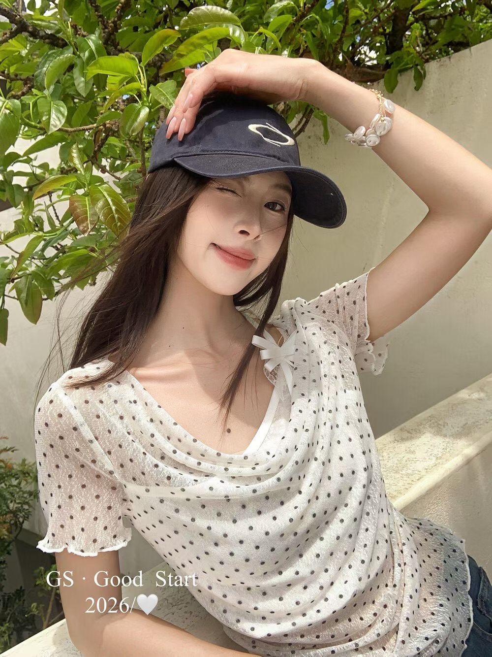 나비 매듭 페이크 레이어드 도트 무늬 흔들다 칼라 반팔 티셔츠 여성 2026 새로운 순수한 욕망 바람 핫걸 맨위 쉬폰 작은 셔츠