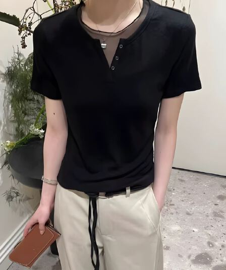 페이크 레이어드 망사 패치워크 V넥 반팔 티셔츠 여성 2026 봄 여름 새로운 다용도 패션 외국 가스 슬림해 보이는 맨위