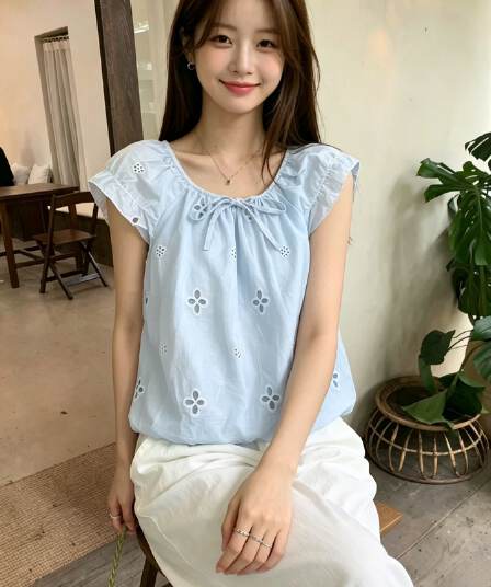 프랑스식 품격 자수 홀로우 아웃 자수 라운드 넥 거품 소매 여성 셔츠 여름 2026 패션 연령 감소 꽃밭 맨위