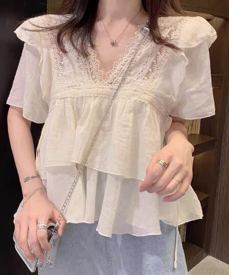 쉬폰 블라우스 반팔 여성 여름 프랑스식 작은 샤넬 스타일 프릴 티셔츠 살구 색상 작은 셔츠 레이스 V넥 얇은 스타일 만나는 맨위