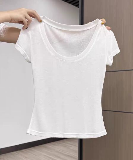순수한 욕망 화이트 긍정적 인 어깨 u 칼라 반팔 티셔츠 여성 여름 2026 새로운 몸매 가꾸기 슬림해 보이는 만나는 인사이드 가져 가라. 핫걸 맨위