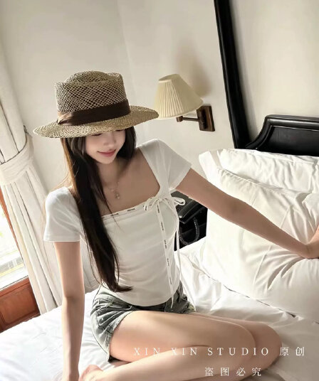 순수한 욕망 핫걸 레이스업 알파벳 주름 맨위 여성 여름 반팔 티셔츠 몸매 가꾸기 디자인 센스 슬림해 보이는 다용도 벨트 가슴 패드