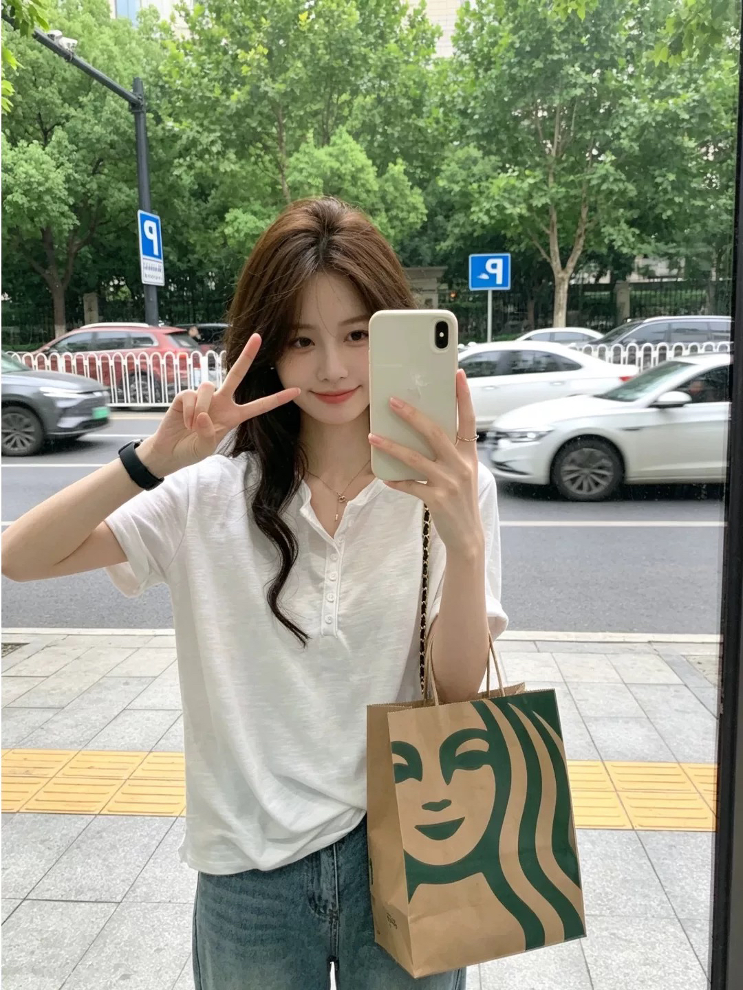 화이트 느긋한 바람 고급 센스 루즈핏 다용도 티셔츠 여성 의류 여름 반팔 긍정적 인 어깨 디자인 센스 캐주얼 얇은 맨위