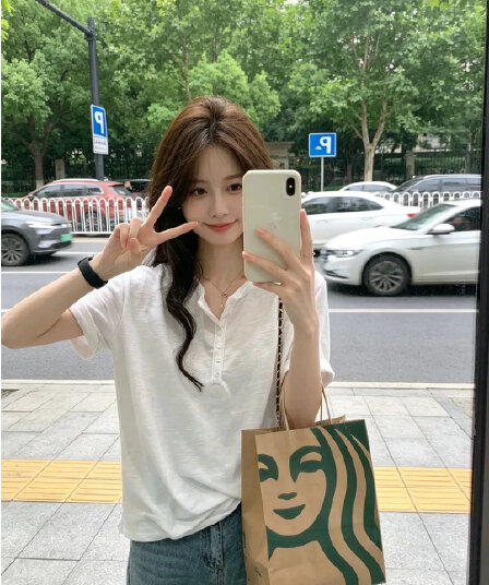 화이트 느긋한 바람 고급 센스 루즈핏 다용도 티셔츠 여성 의류 여름 반팔 긍정적 인 어깨 디자인 센스 캐주얼 얇은 맨위