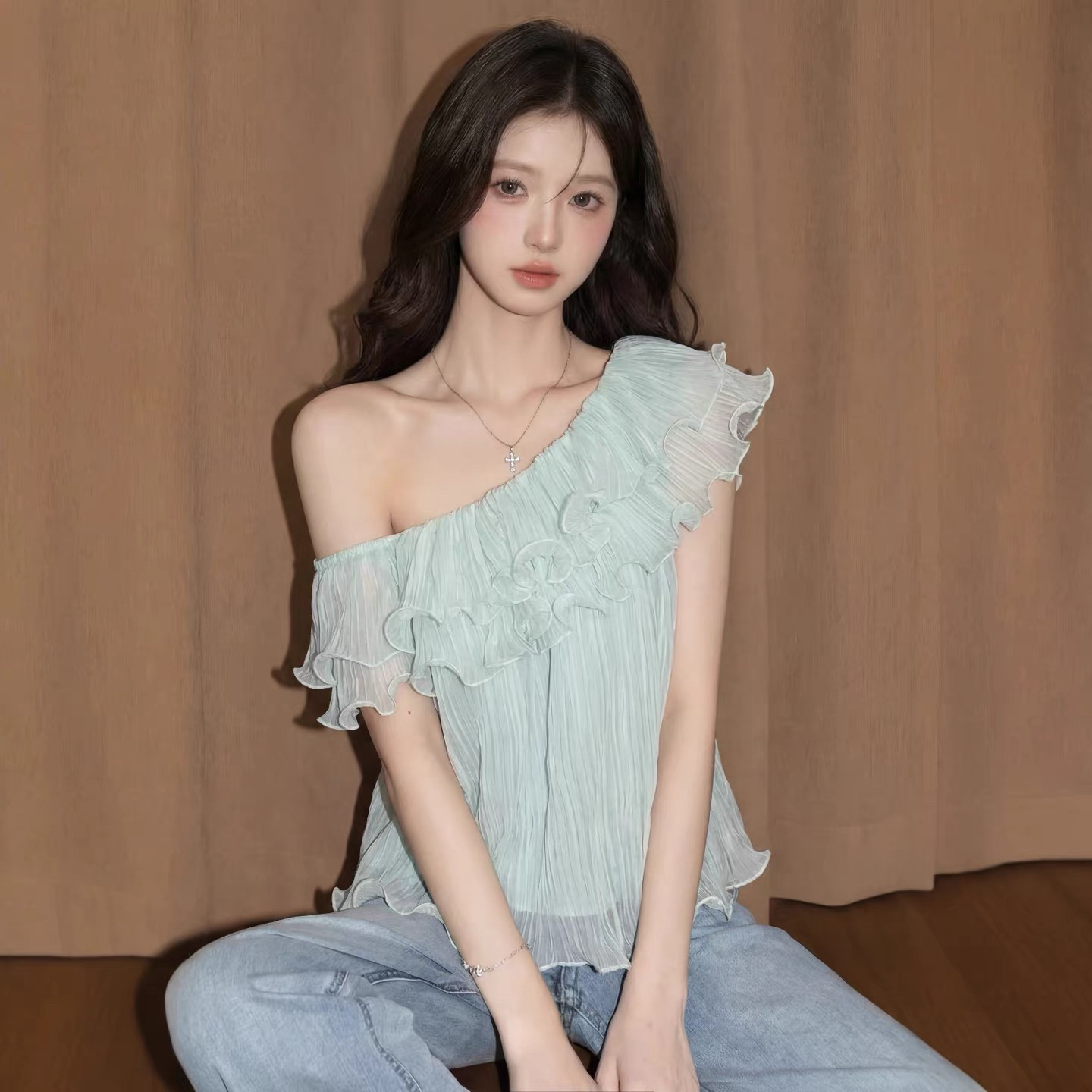 박하 녹색 비스듬한 어깨 오프숄더 반팔 맨위 여성 여름 프랑스식 사소한 인형 셔츠 도파민 아름다운 쉬폰 셔츠