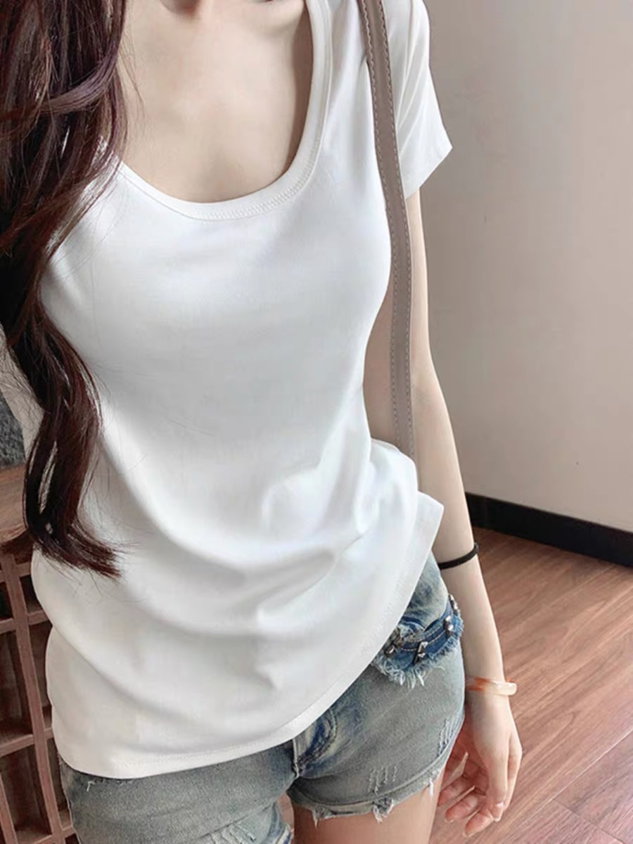 한 부서 u 칼라 긍정적 인 어깨 반팔 티셔츠 여성 여름 2024 새로운 외국 가스 연령 감소 몸매 가꾸기 슬림해 보이는 캐주얼 다용도 맨위