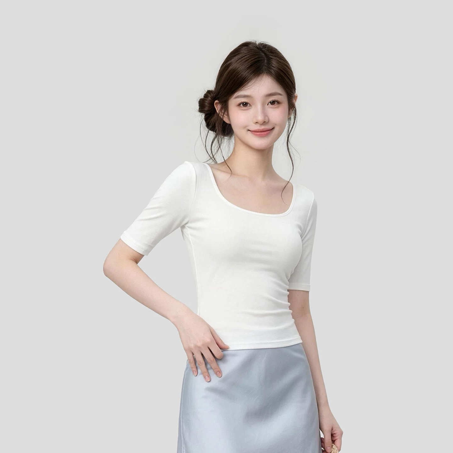 u 칼라 5 점 중간 소매 티셔츠 여성 여름 2026 새로운 순수한 욕망 바람 타이트 백리스 섹시함 쇼트 스타일 맨위