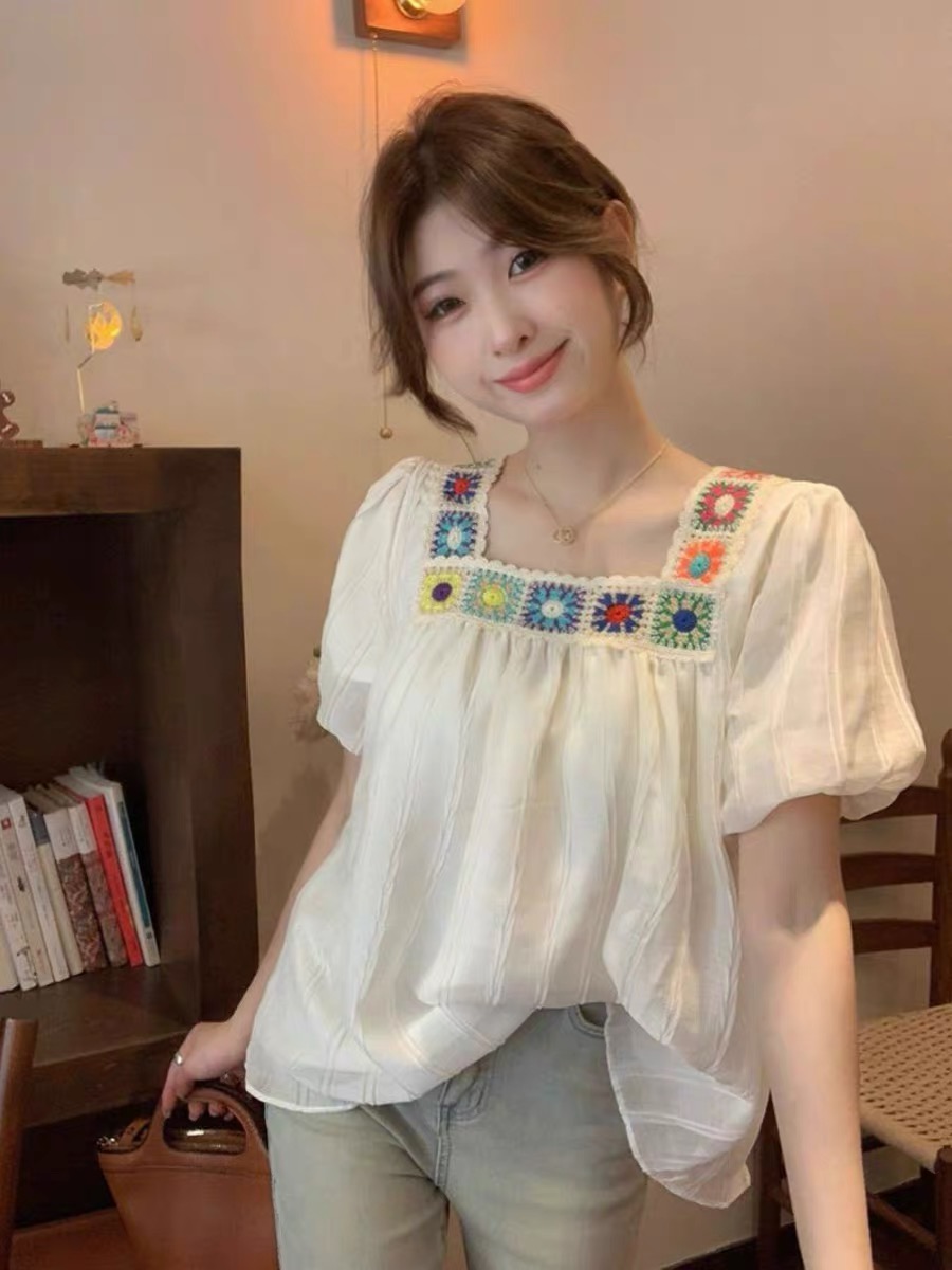 달콤함 연령 감소 자수 반팔 셔츠 여름 여성 의류 프랑스식 레트로 거품 소매 Chic 디자인 센스 맨위