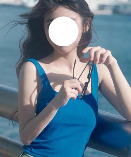 파란색 작은 슬링 조끼 여성 여름 외출용 아름다움 뒤로 섹시함 광장 칼라 인사이드 가져 가라. 만나는 단어 민소매 아메리칸 맨위