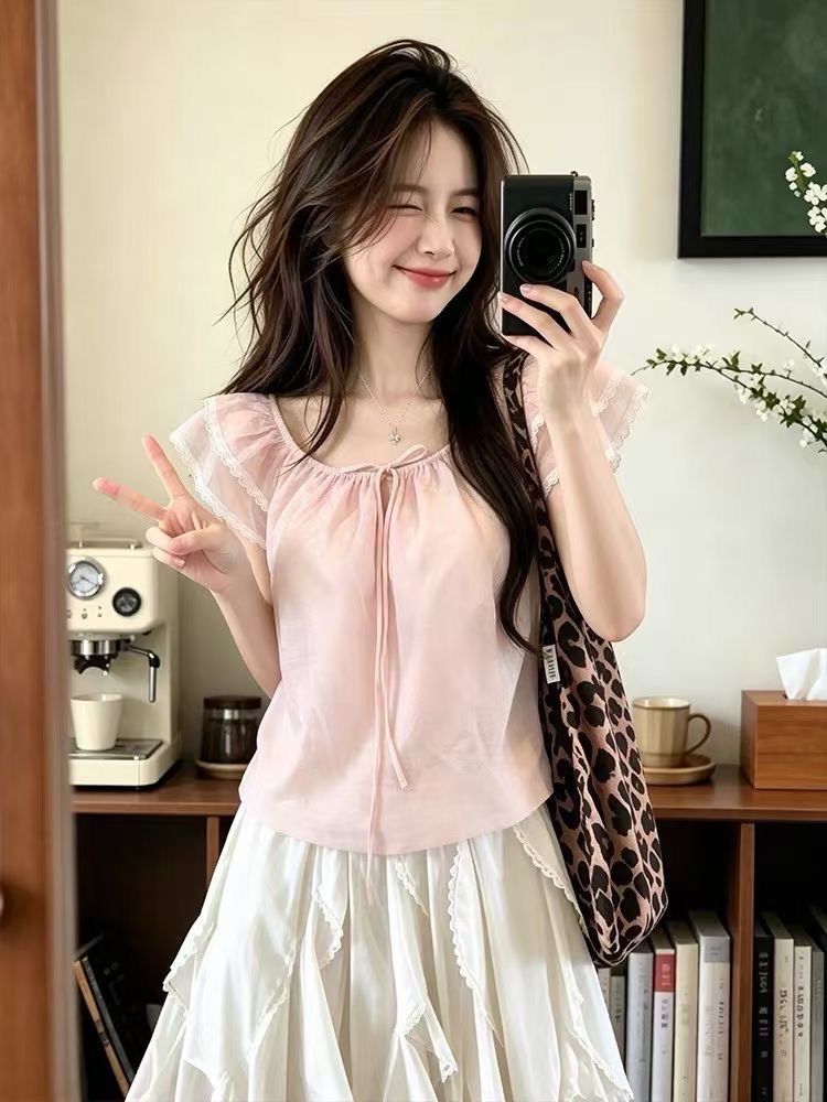 레이스 레이스 광장 칼라 반팔 여성 셔츠 여름 루즈핏 핑크색 아름다운 작은 셔츠 디자인 센스 슬림해 보이는 오프숄더 맨위