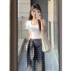 批发白色基础款正肩方领纯棉短袖<b class='q'>T</b><b class='q'>恤</b>女夏季辣妹短款修身显瘦百搭上衣
