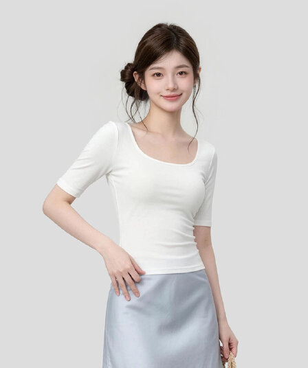 u 칼라 5 점 중간 소매 티셔츠 여성 여름 2026 새로운 순수한 욕망 바람 타이트 백리스 섹시함 쇼트 스타일 맨위