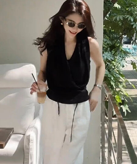 V넥 흔들다 칼라 행침 목 캐미솔 여름 몸매 가꾸기 슬림해 보이는 만나는 Chic 디자인 센스 외출용 민소매 맨위