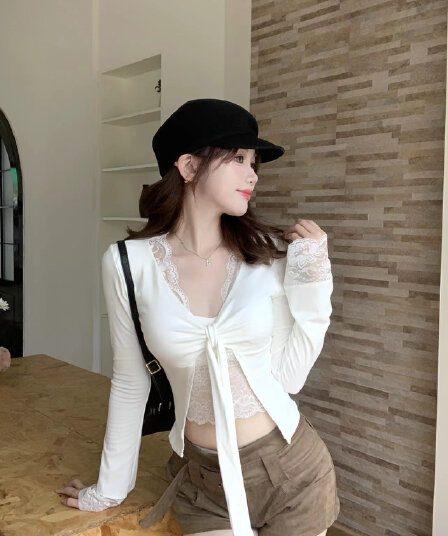 V넥 레이스 조각 레이스업 긴팔 맨위 여성 봄 가을 순수한 욕망 나팔 소매 몸매 가꾸기 홀로우 아웃 슬림해 보이는 만나는 작은 셔츠