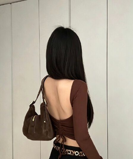 순수한 욕망 핫걸 심장 기계 홀로우 아웃 백리스 화이트 긴팔 티셔츠 여성 가을 새로운 한국 스타일 몸매 가꾸기 섹시함 다용도 맨위