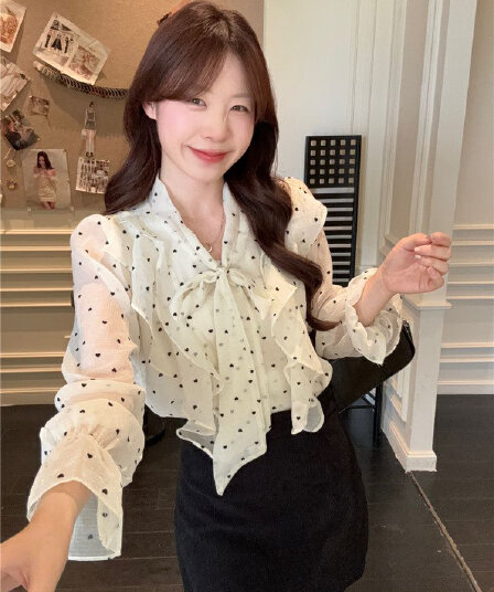 원본 원단 프릴 도트 무늬 나팔 소매 여성 셔츠 가을 캐주얼 나비 매듭 소녀 루즈핏 달콤함 맨위