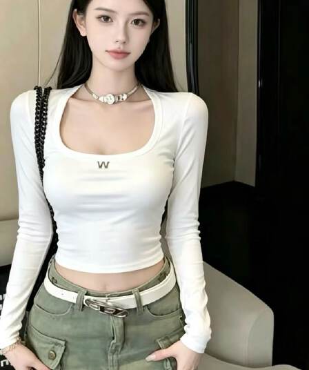 열세 개 2026 가을 새로운 아메리칸 핫걸 광장 칼라 긴팔 티셔츠 여성 몸매 가꾸기 슬림해 보이는 쇼트 스타일 맨위