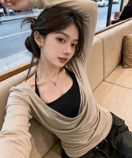 자이언트 잘 생긴 ~ 중 착용 가져 가라. 투피스 세트 인사이드 가져 가라. 행침 목 슬립 스택 착용 흔들다 칼라 긴팔 티셔츠 여성 가을 몸매 가꾸기 맨위