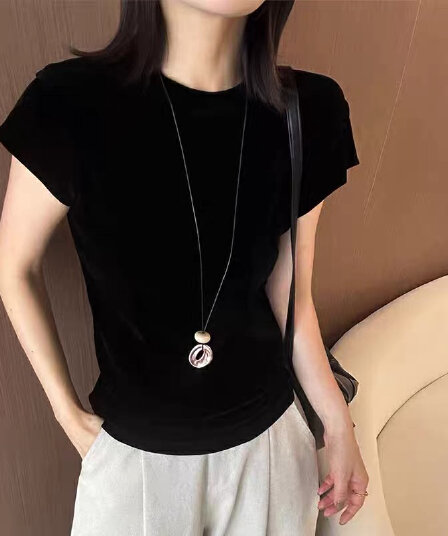 이른 가을 벨벳 반팔 티셔츠 여성 2026 새로운 한국 스타일 패션 단색 미니멀리즘 기본 셔츠 출퇴근 다용도 맨위