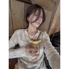 批发重工刺绣花朵长袖T恤韩国26早秋新款修身显瘦圆领打底衫女