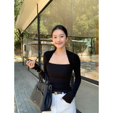 批发IAMJAM“锁骨杀方领<b class='q'>针织衫</b>”初秋新款黑色气质显瘦内搭长袖上衣女