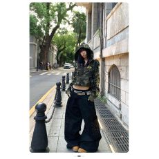 批发美式<b class='q'>设计</b>感高街铆钉阔腿休闲裤男女宽松休闲潮流拖地长裤