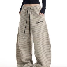 批发仿羊毛复牛奶丝阔腿裤女新视觉<b class='q'>春</b>秋2025垂感宽松休闲直筒运动裤