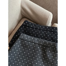 批发微胖mm法式<b class='q'>复古</b>植绒波点灰色毛呢短裙女秋冬高腰A字木耳边半身裙