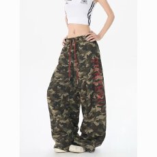 批发美式高街迷彩阔腿<b class='q'>牛仔裤</b>女2025<b class='q'>烫钻</b>新款复古高腰宽松显瘦直筒裤子