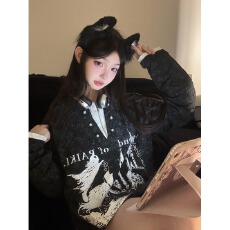 批发假两件酷依卫衣<b class='q'>男</b>女同款春秋新款骑士古堡印花宽松长袖<b class='q'>T</b><b class='q'>恤</b>情侣