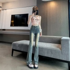 批发美式复古<b class='q'>大码</b>胖mm百搭显瘦弹力牛仔裤女破洞辣妹微喇裤<b class='q'>韩版</b>ins潮