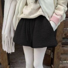 批发咖色羊羔绒短裤女秋<b class='q'>冬</b>季2025新款高颜值显瘦小个子加绒外穿靴裤