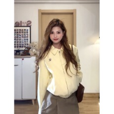 批发黄色翻领棒球服外套女秋<b class='q'>冬</b>季2025新款早秋韩系巨好看短款夹克上衣