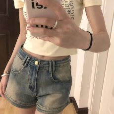 批发大码胖妹妹美式牛仔短裤女夏季设计感小众<b class='q'>高腰</b>显瘦复古A字<b class='q'>热裤</b>子