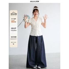 批发微胖mm法式V领泡泡袖碎花<b class='q'>衬衫</b>/牛仔裤大码套装