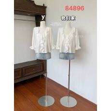 888