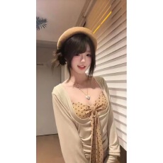 批发甜梨呆呆  昭和千奈 秋季三件套长袖打底衫上衣+抹胸+短裙套装女